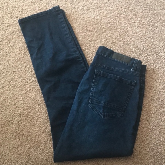 Kenneth Cole Reaction dark wash slim straight denim jeans EUC size 30x32 - Picture 3 of 7